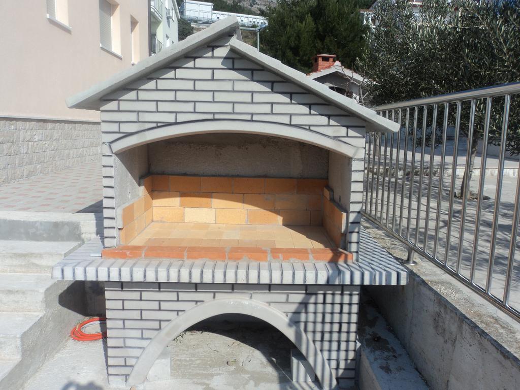 Gala Apartments Omiš Dış mekan fotoğraf
