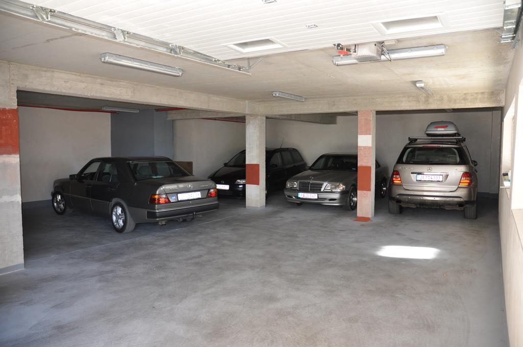 Gala Apartments Omiš Dış mekan fotoğraf