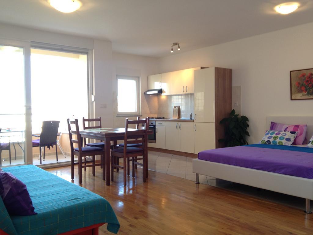 Gala Apartments Omiš Dış mekan fotoğraf