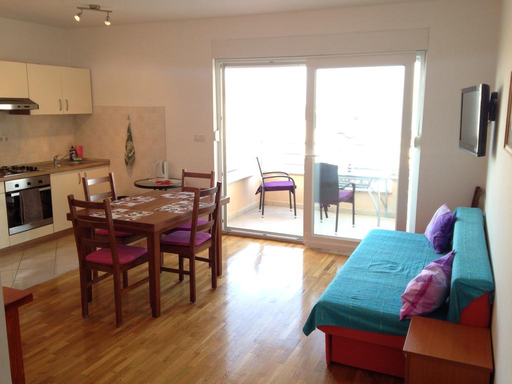 Gala Apartments Omiš Dış mekan fotoğraf