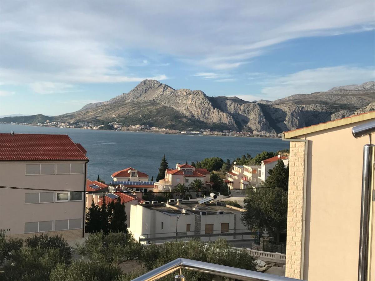 Gala Apartments Omiš Dış mekan fotoğraf