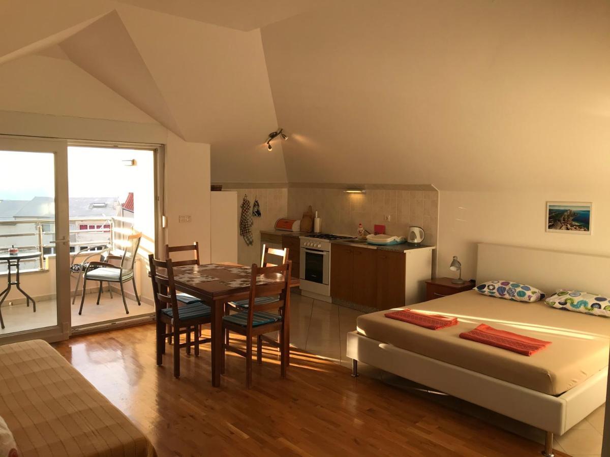 Gala Apartments Omiš Dış mekan fotoğraf