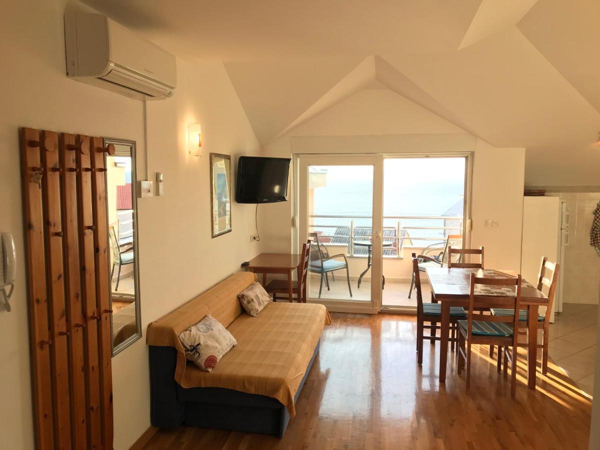 Gala Apartments Omiš Dış mekan fotoğraf