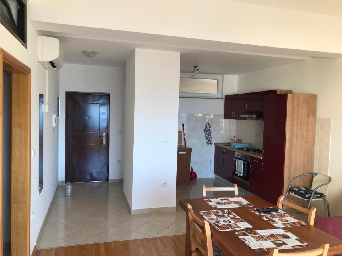 Gala Apartments Omiš Dış mekan fotoğraf